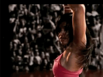 nike woman pub